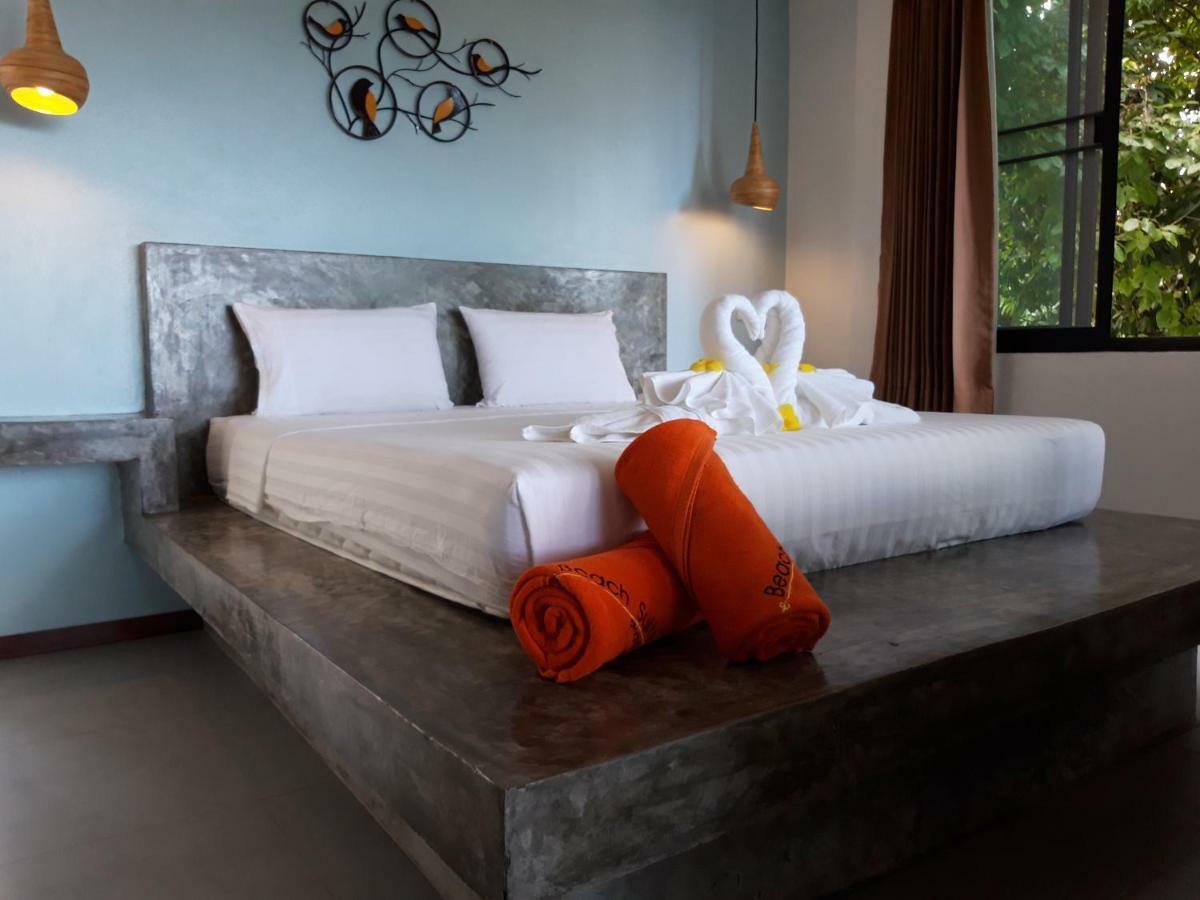 Padel Phangan Apartment *