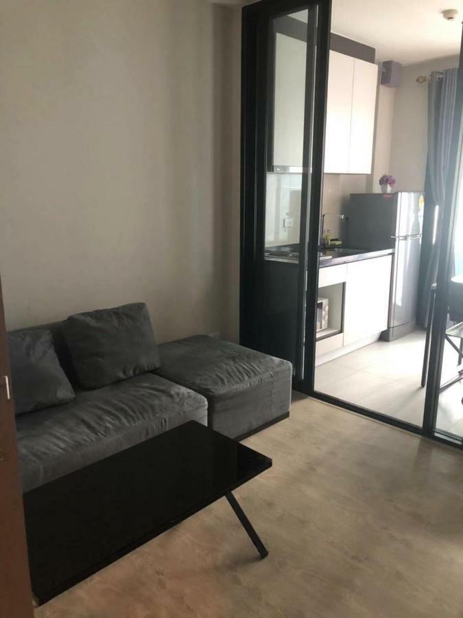 The Base Seaview Apartment *