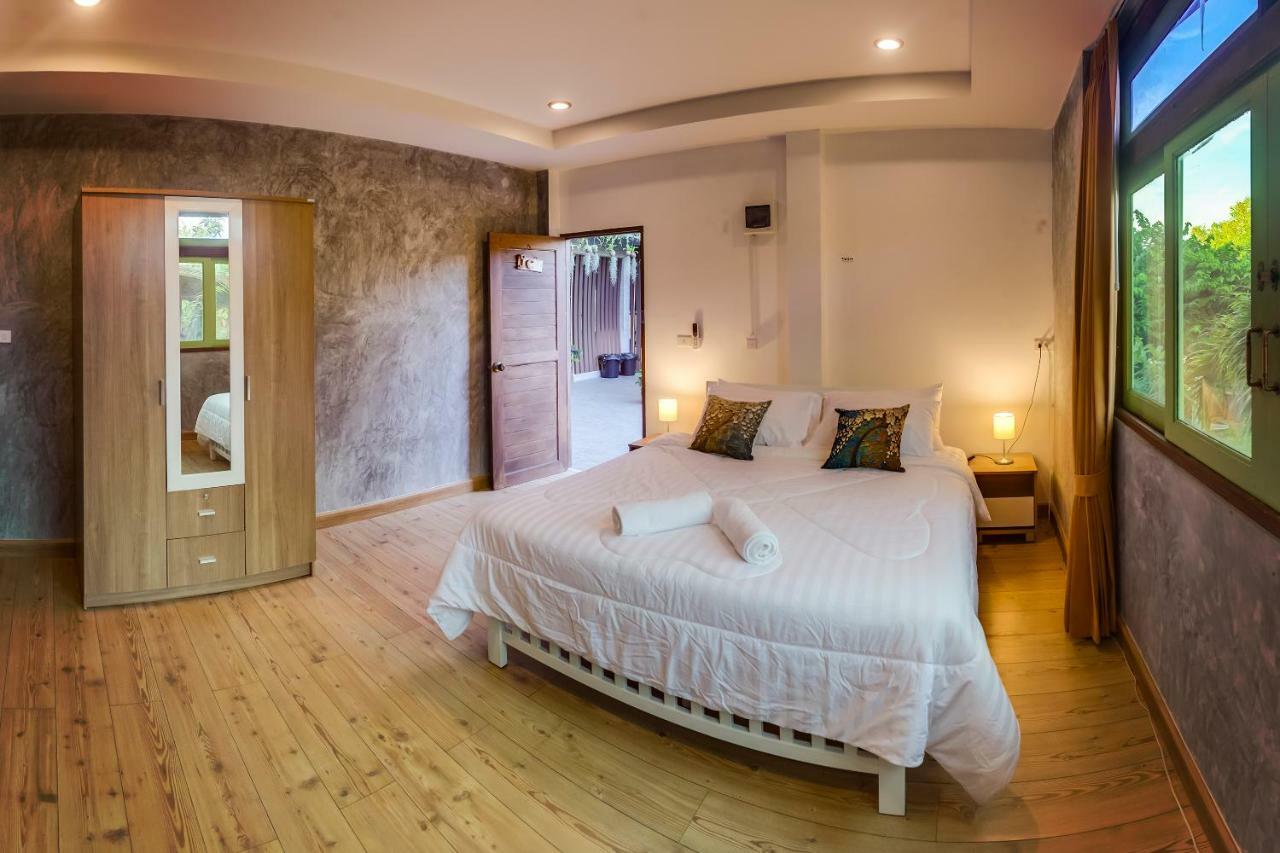Guest house Tonmai Suites