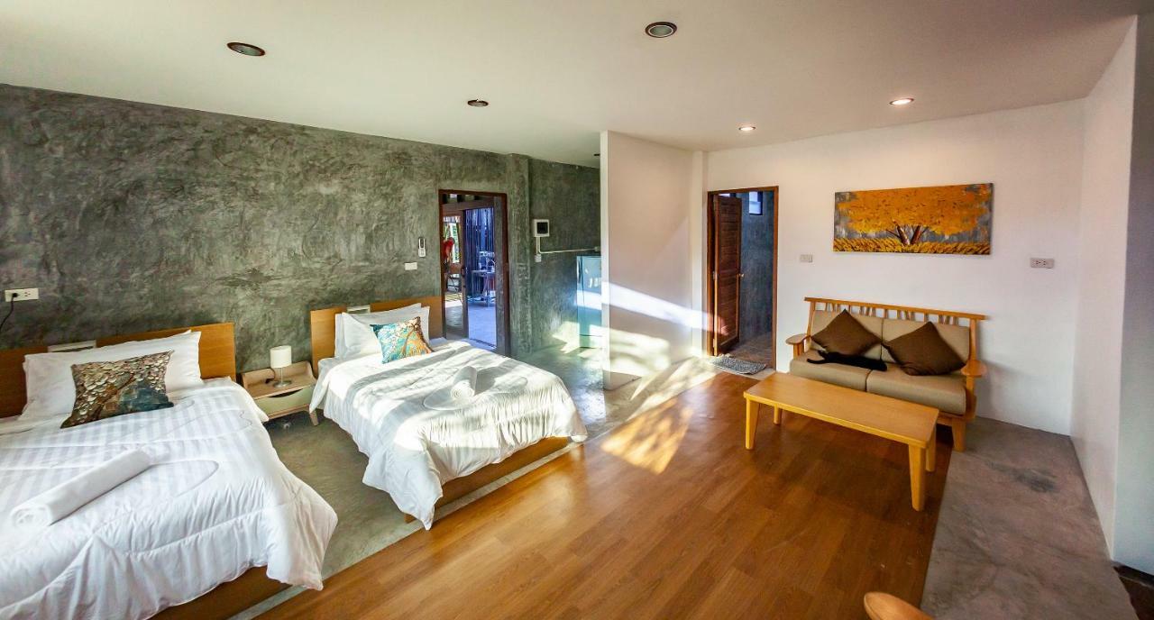 Tonmai Suites Guest house Koh Lanta