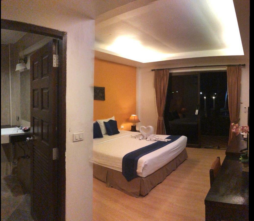 Resort Samui Mermaid Beachfront