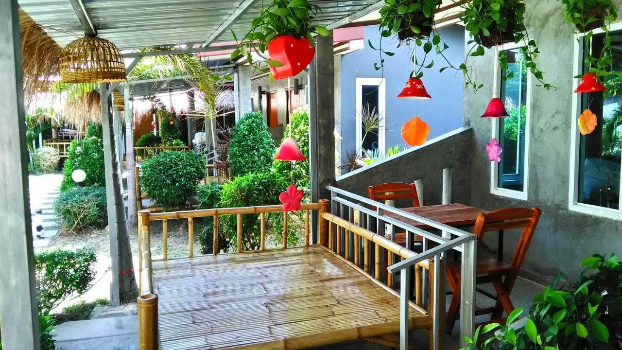 Popular Lanta Resort 2*
