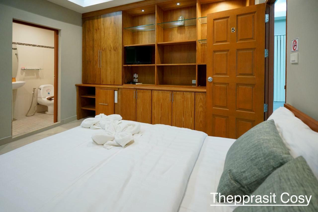Thepprasit Cosy * Jomtien Beach
