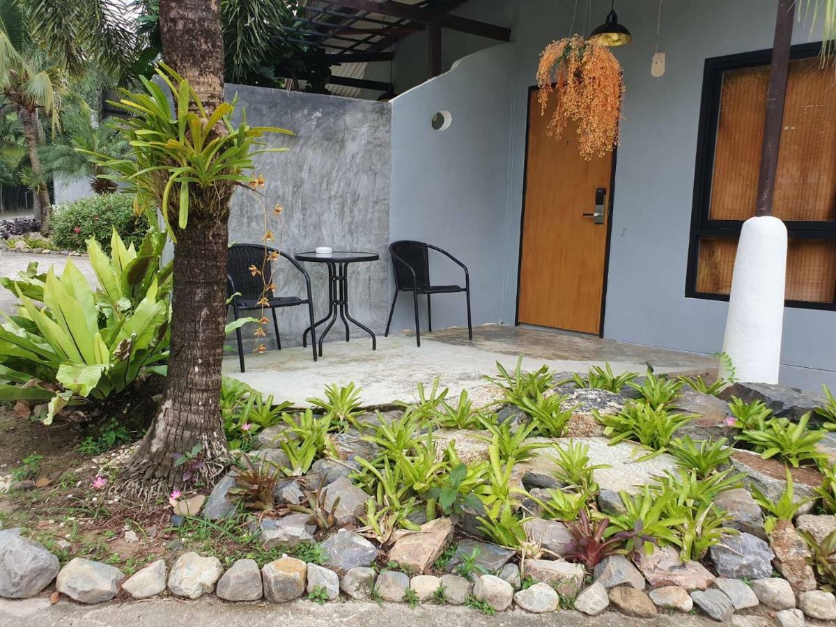 Phumaihom Resort *