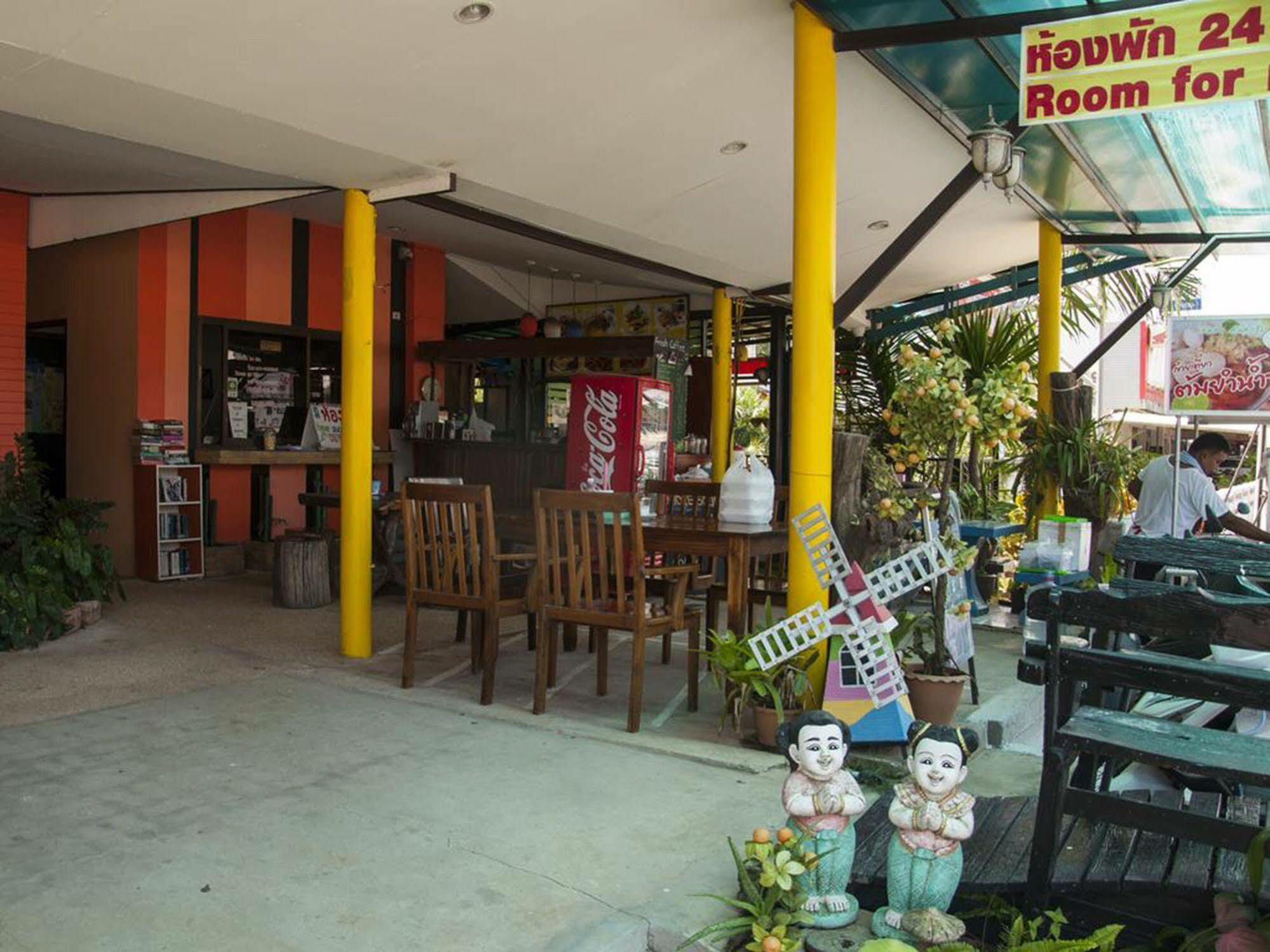 Oyo 75304 Riverside Hotel Khao Lak
