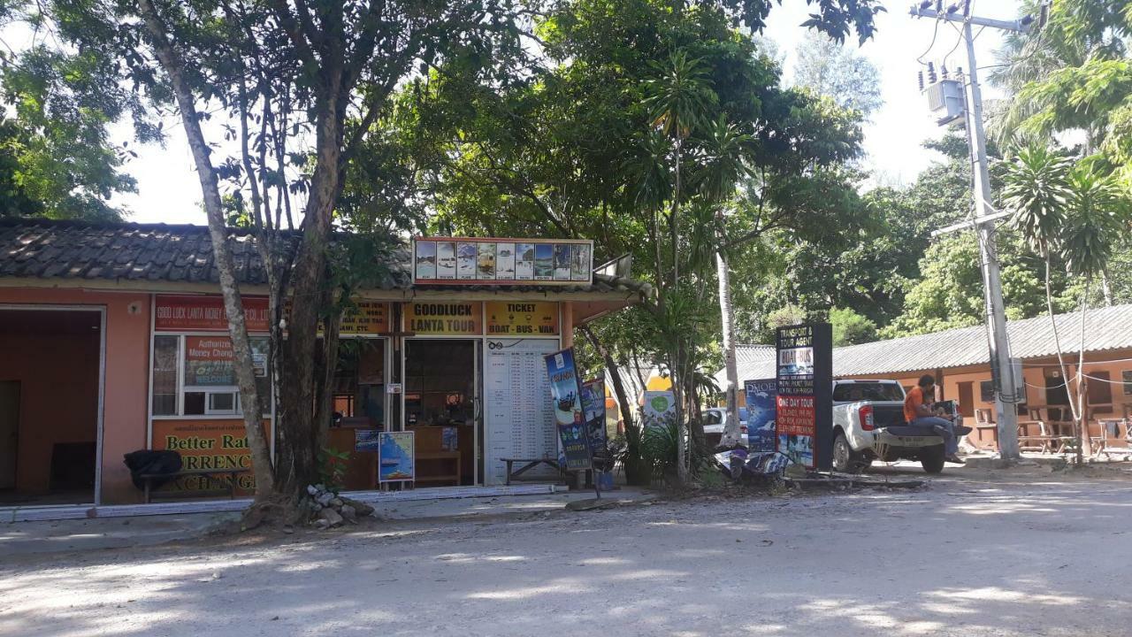 Chill Chill Long Koh Lanta