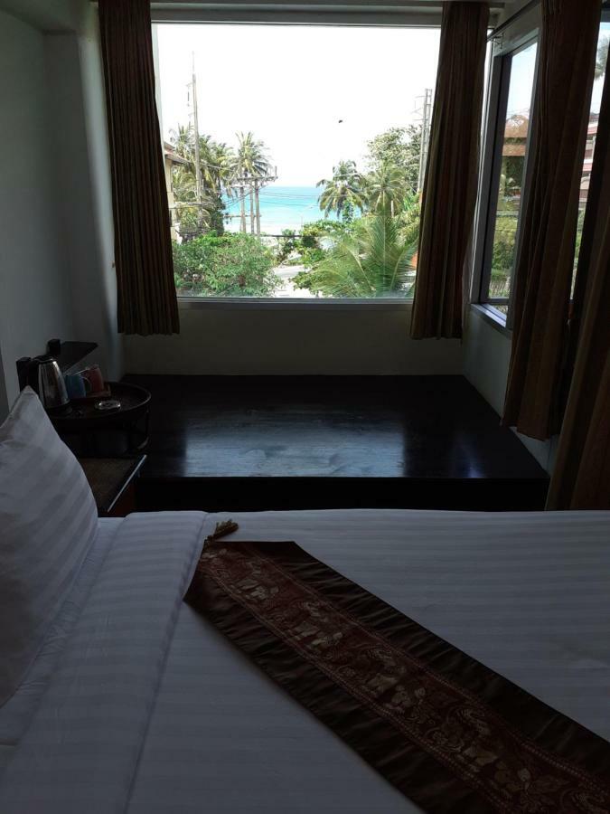 Porterhouse Beach Hotel 3*