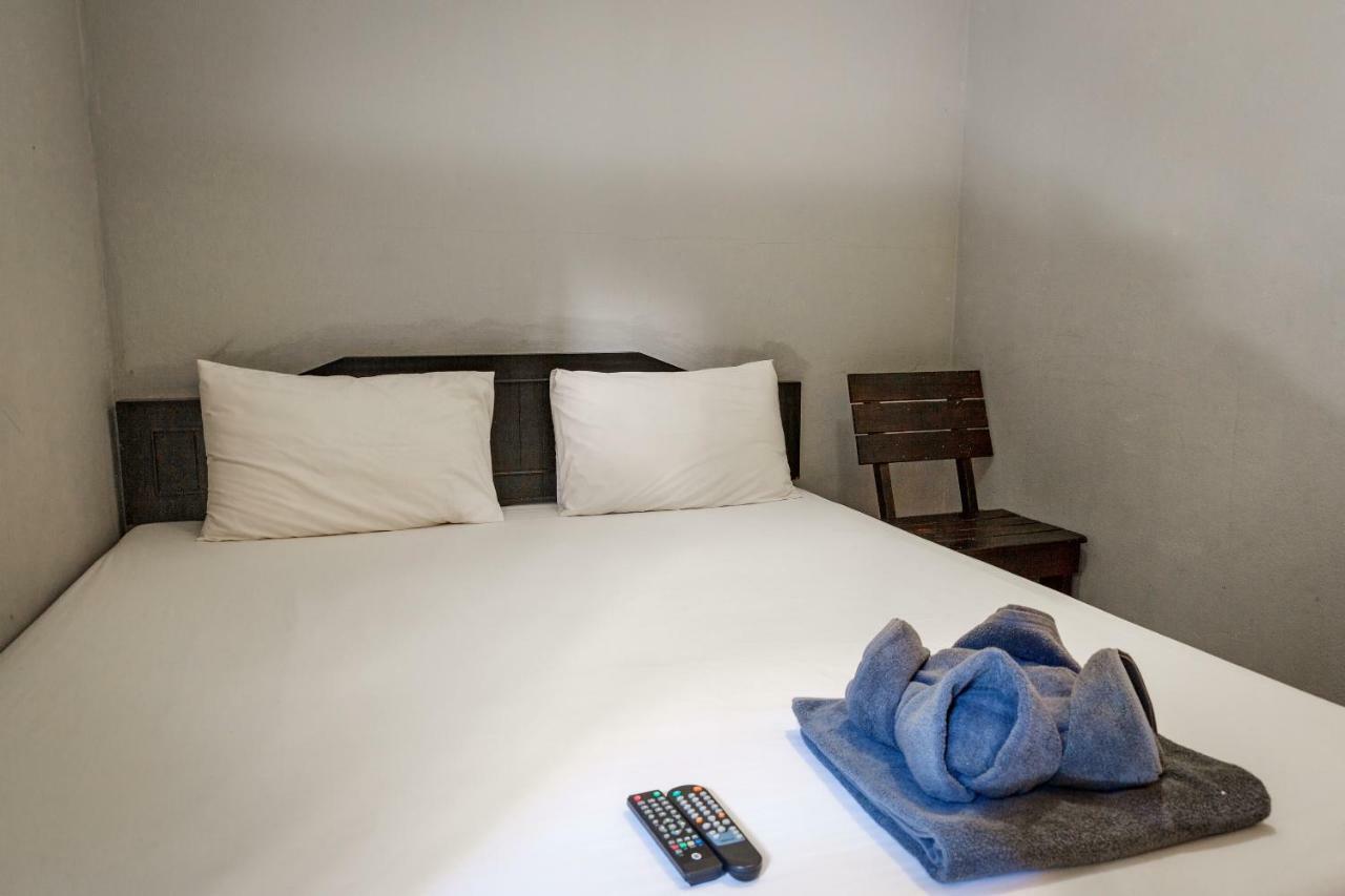 Guest house Tuk Tuk 2*