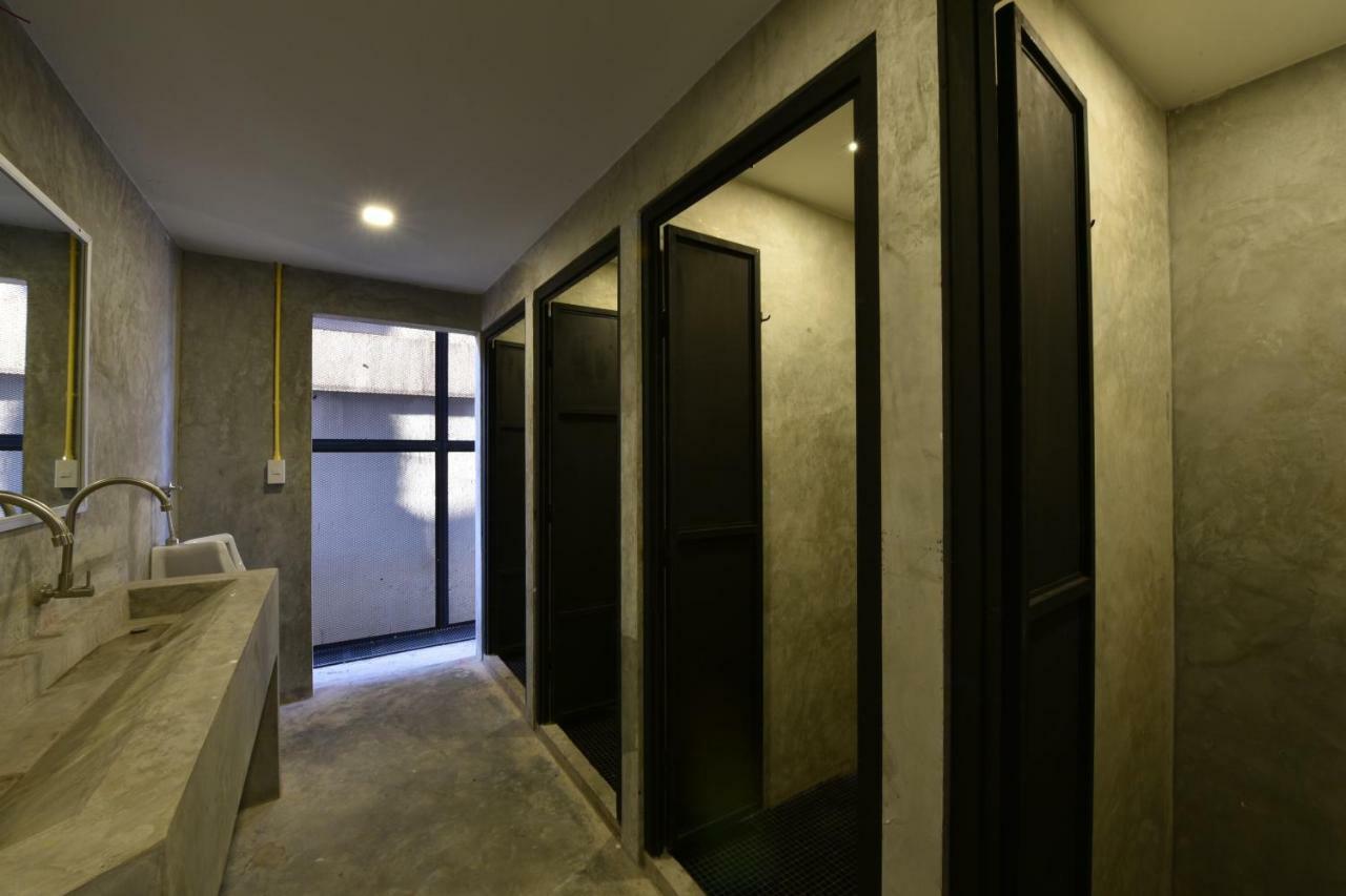 Hostel 248 Street