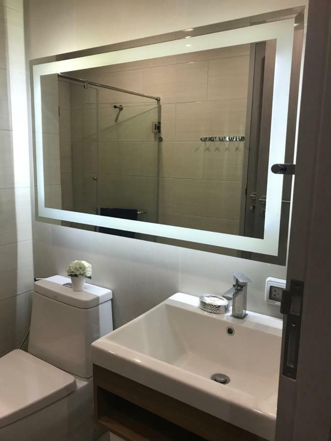 Kuno - 2br, Beachfront * Praia de Jomtien