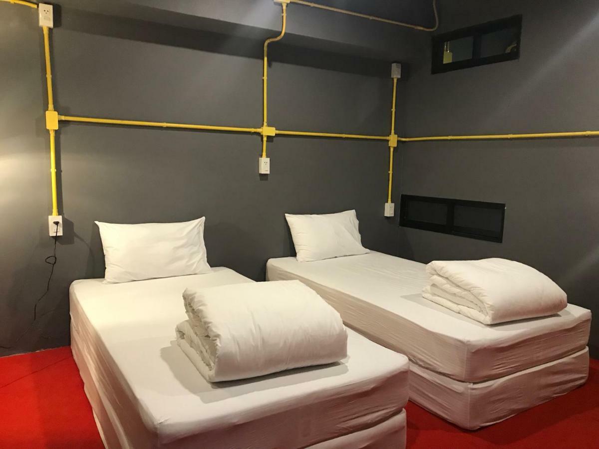 Hostel 248 Street