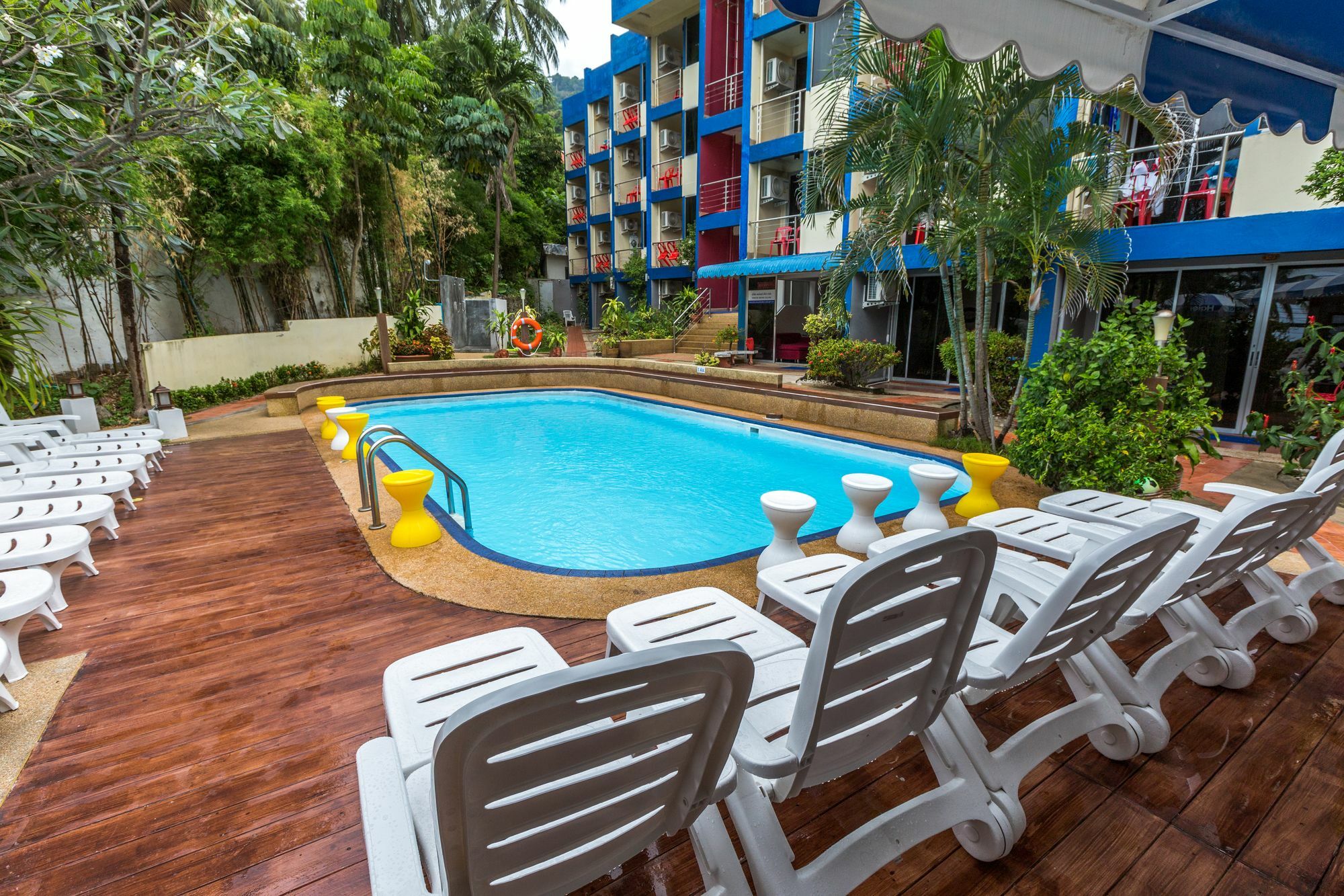 Porterhouse Beach Hotel 3*
