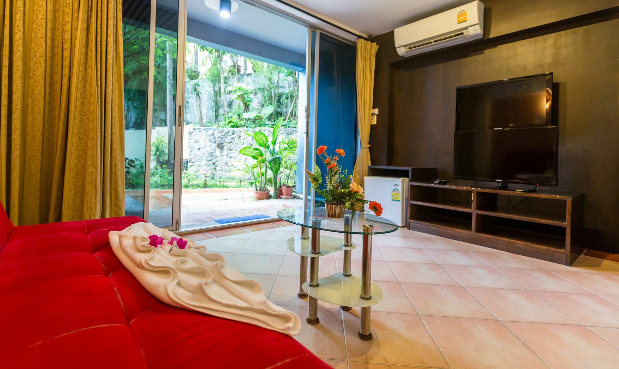 Hotel Porterhouse Beach Hotel Patong