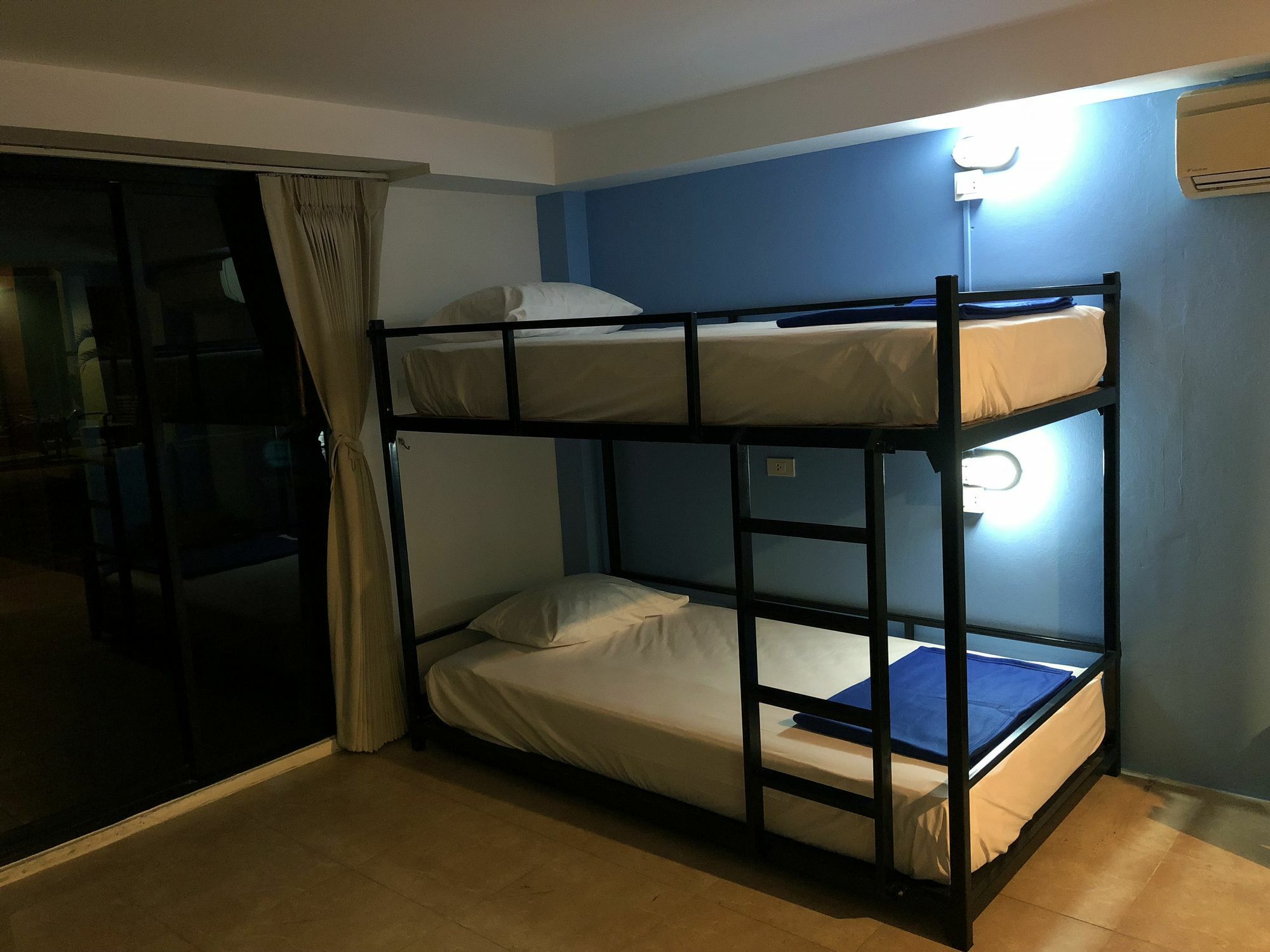 Bodega Phuket (adults Only) Albergue Patong