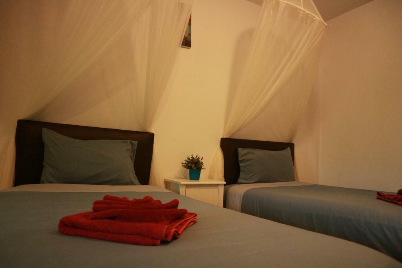 Guest house Raven Blue 2*