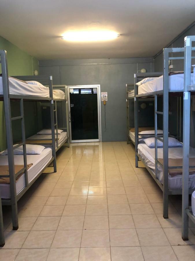 Baan Tai Backpackers Hostel *
