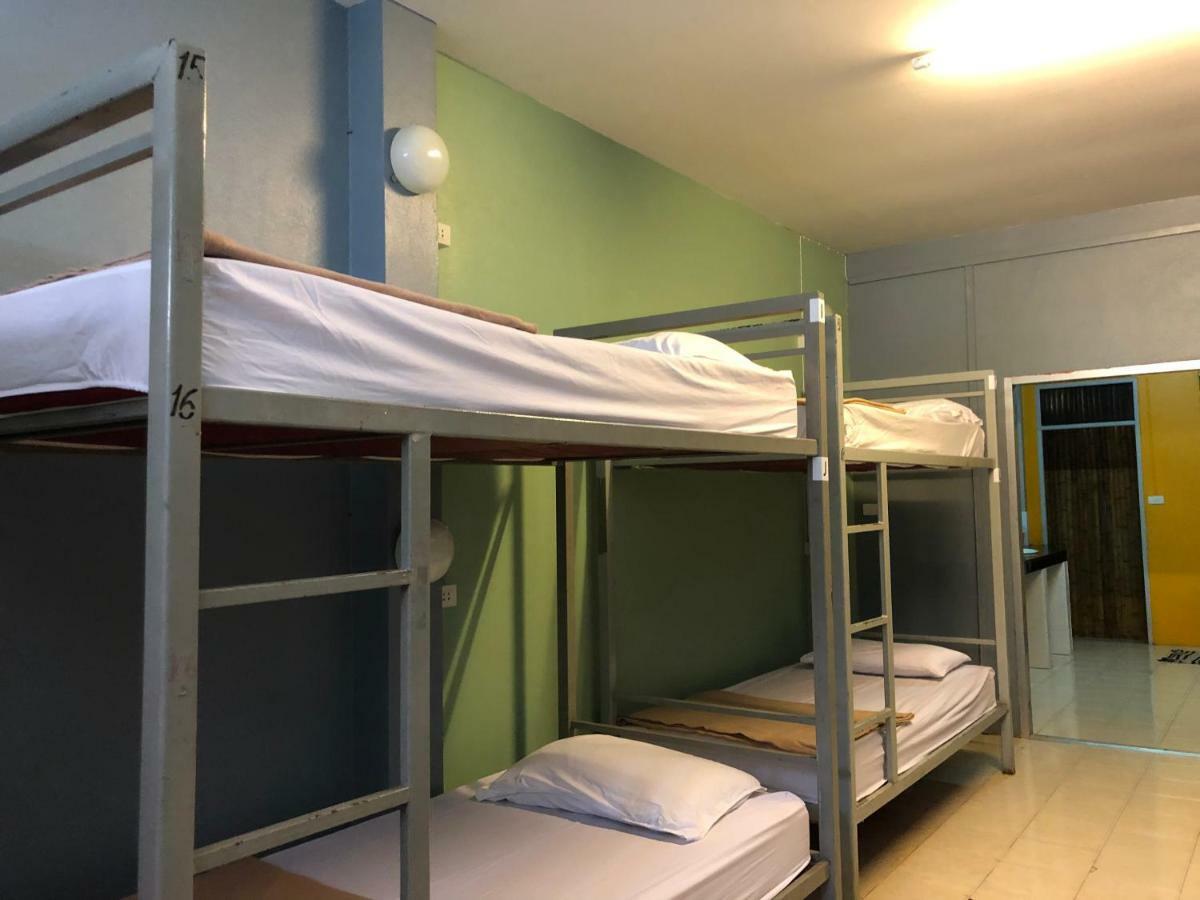 Hostel Baan Tai Backpackers
