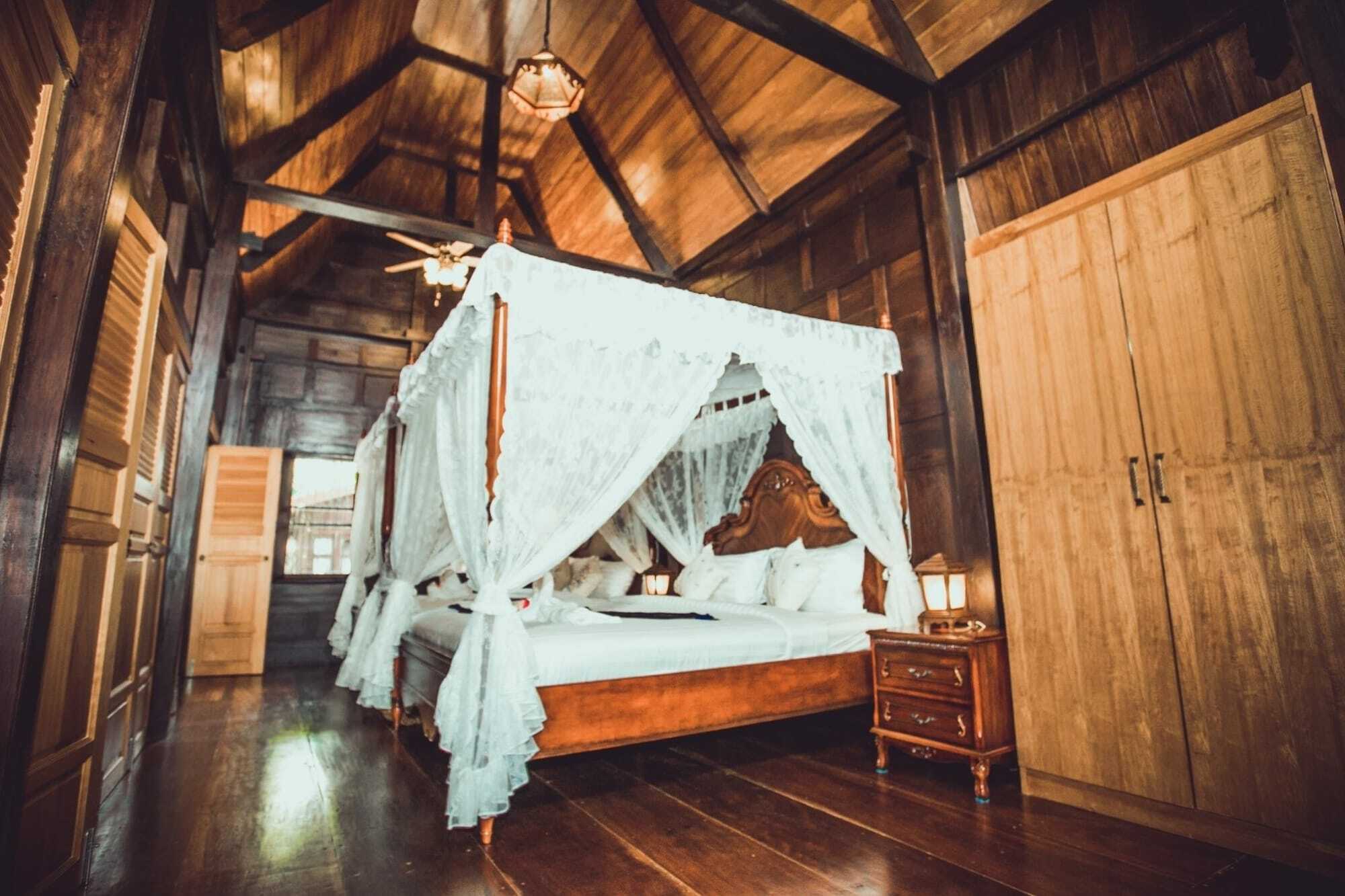 Sasitara Thai Villa *