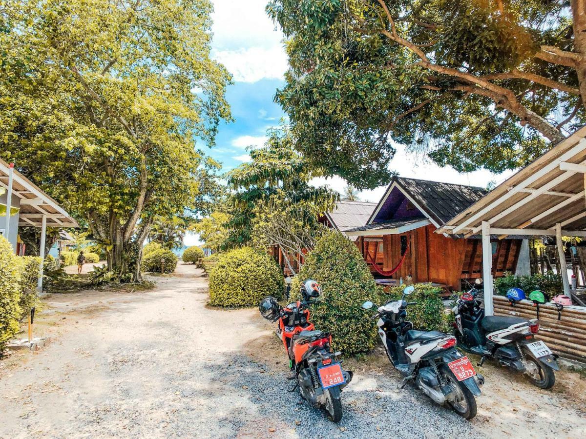 Resort Colorful Hut
