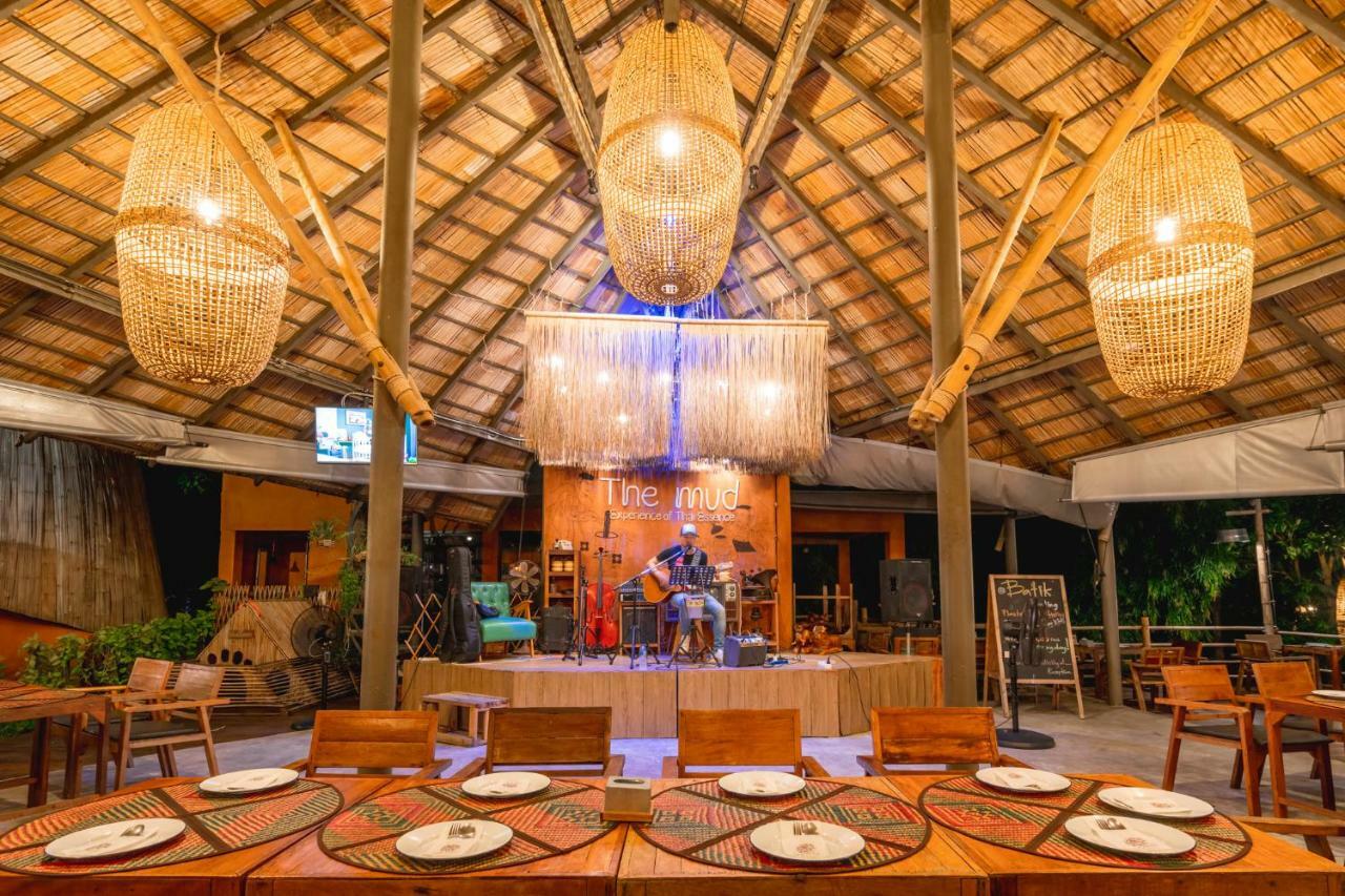 Resort The Mud - Eco Hotel