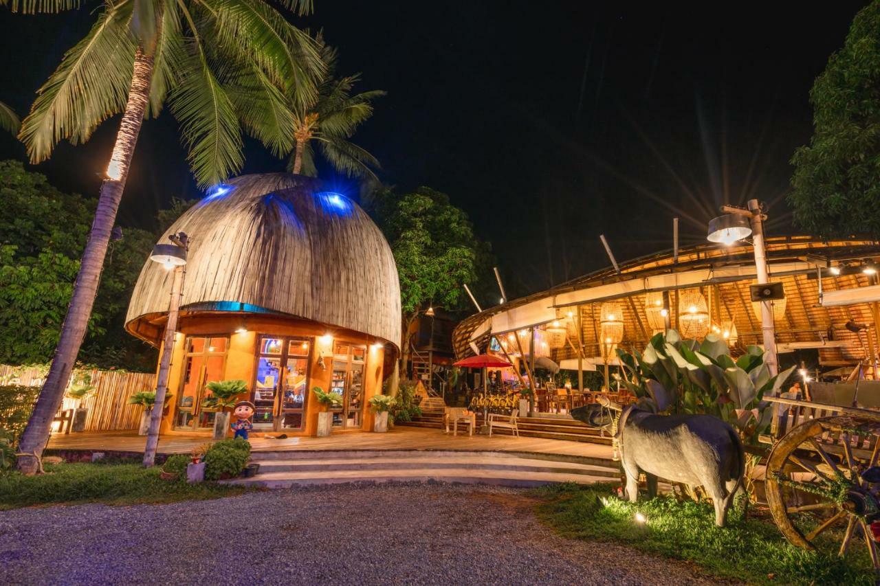 Resort The Mud - Eco Hotel