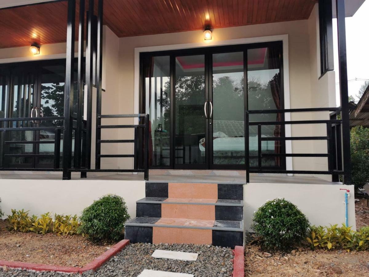 Resort Laila​ Place *