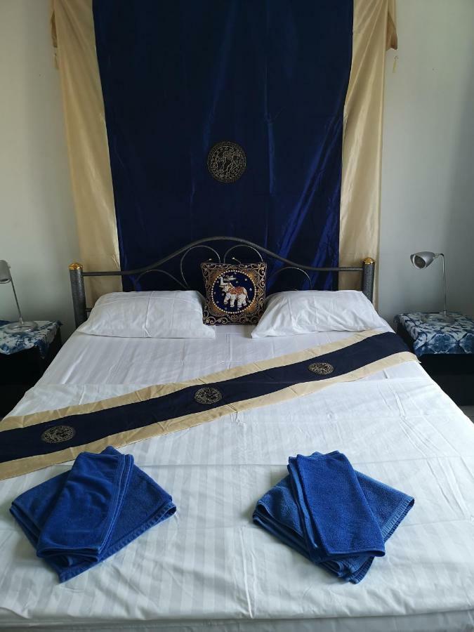 Bellmans Restaurant & Guest house *