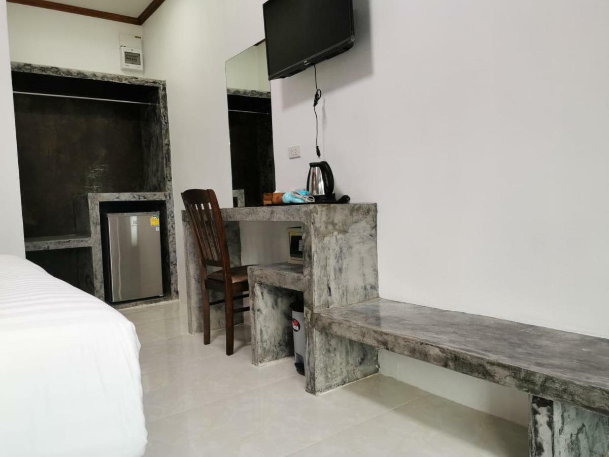 Laila​ Place * Koh Lanta