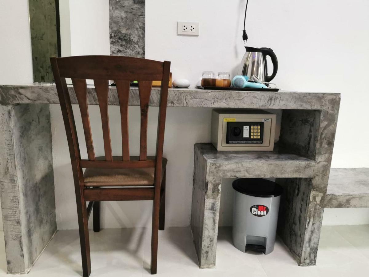 Laila​ Place * Koh Lanta