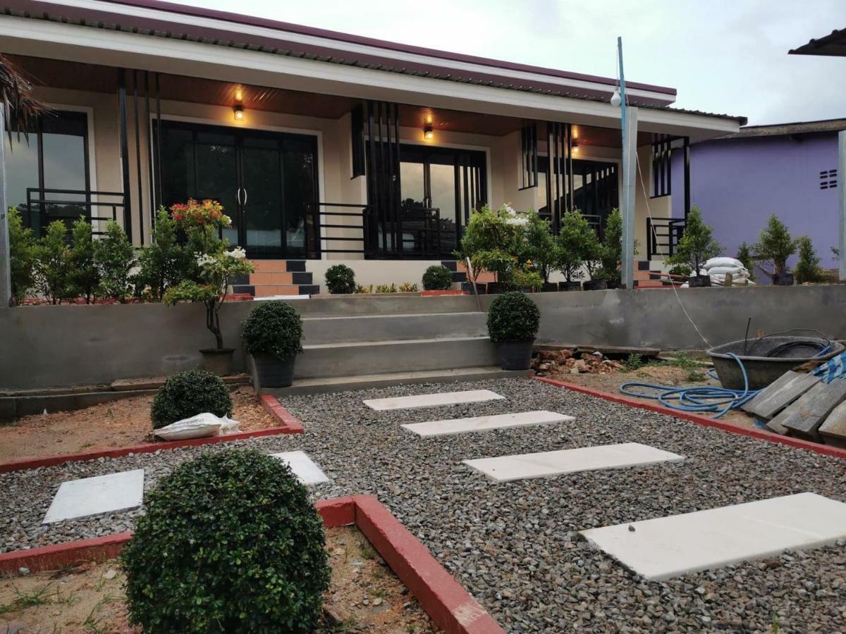 Resort Laila​ Place Koh Lanta
