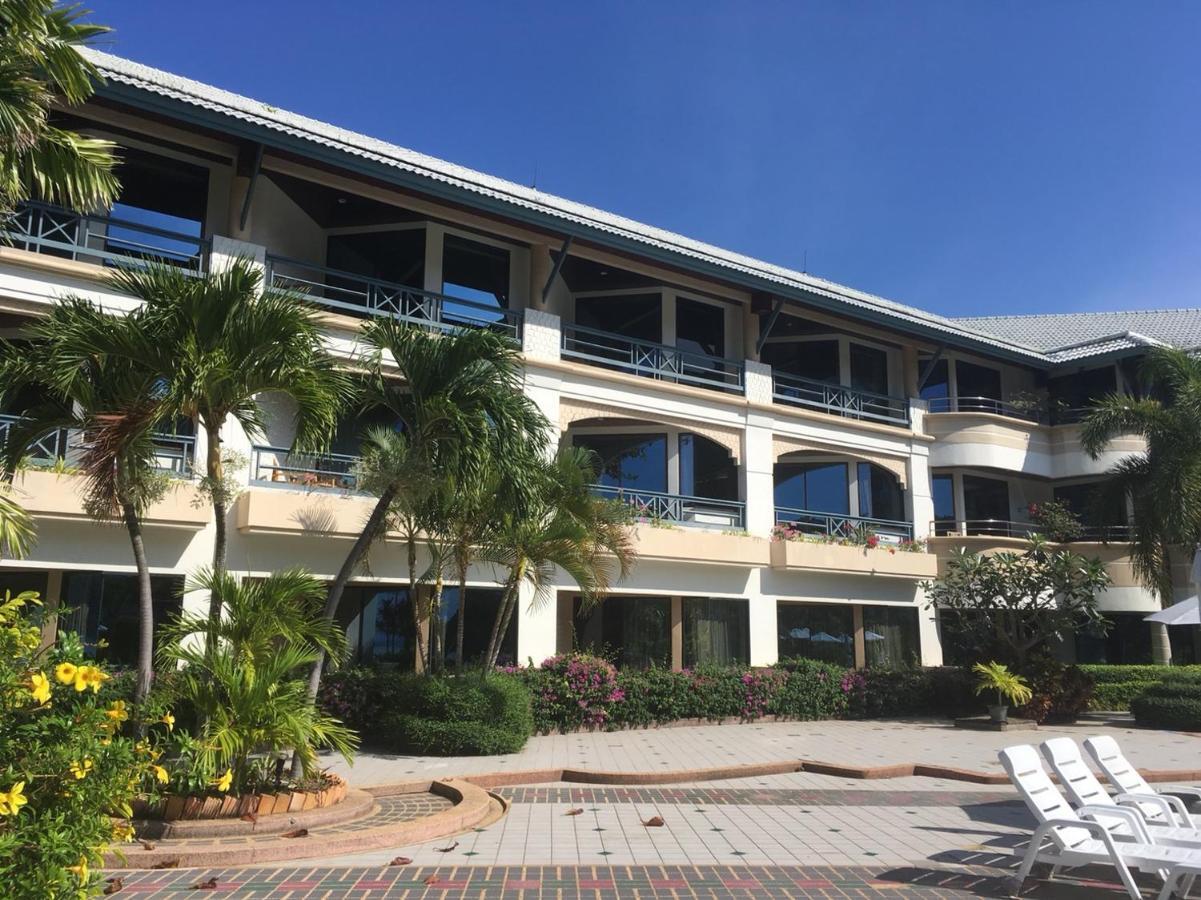 Hotel Island 3*