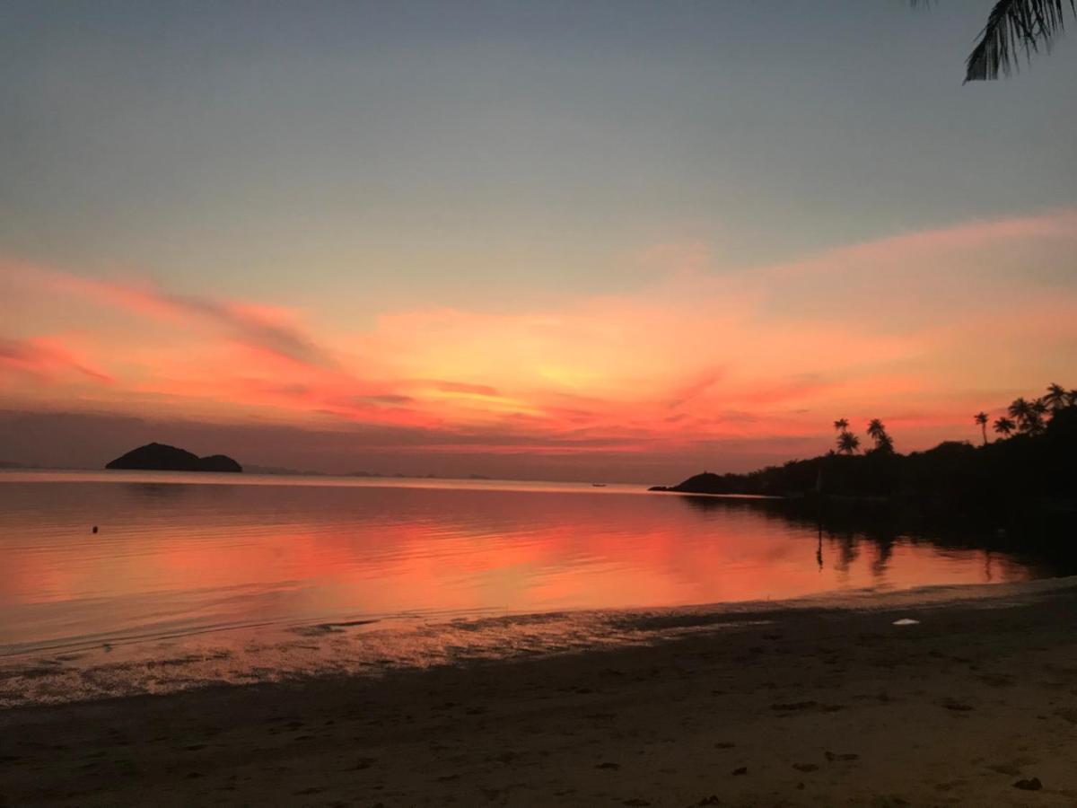Colorful Hut Ko Pha Ngan