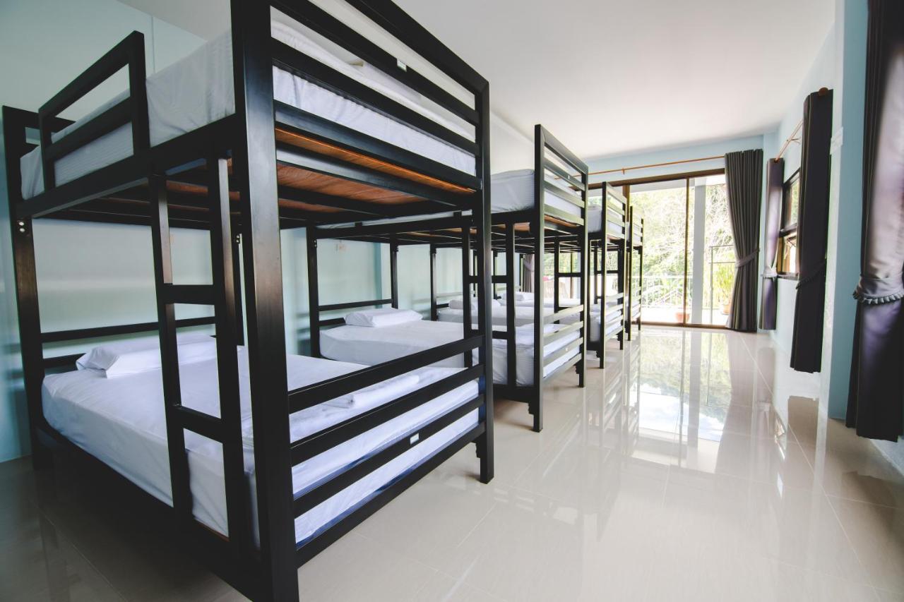 Khaosok Secret Hostel *