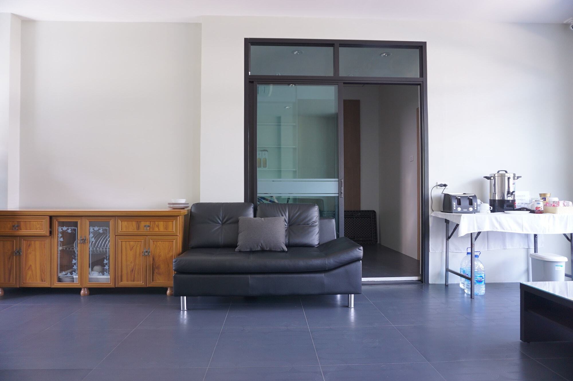 Hotel Baan Napatr At Bang Tao Phuket