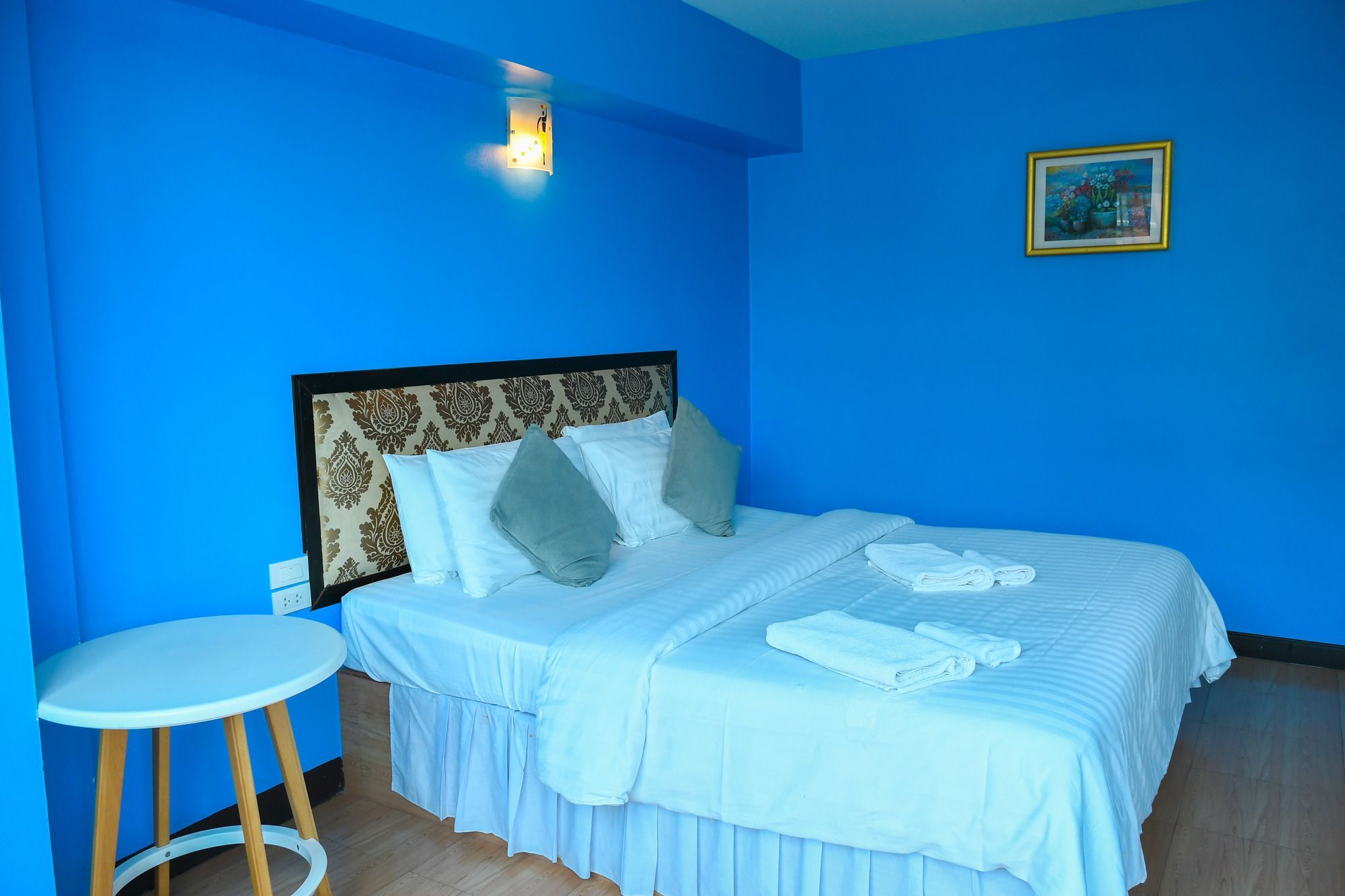 Heaven Hotel