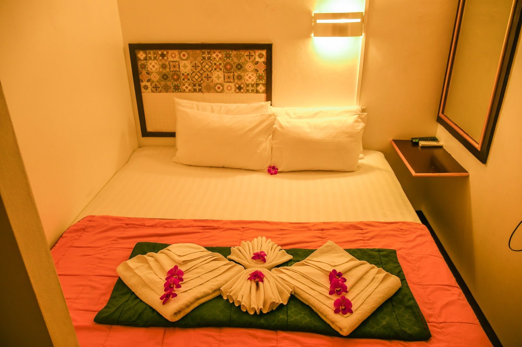 Heaven Hotel 3*