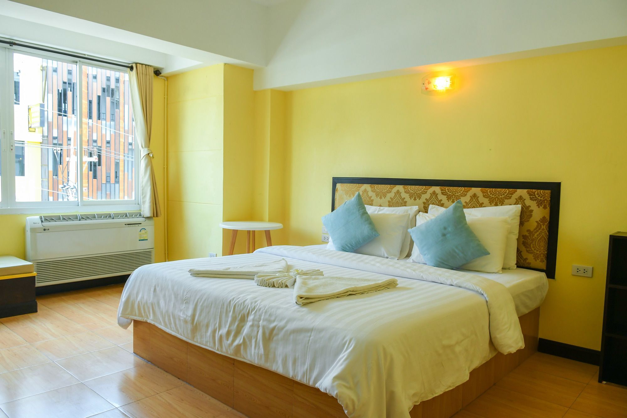 Hotel Heaven 3*