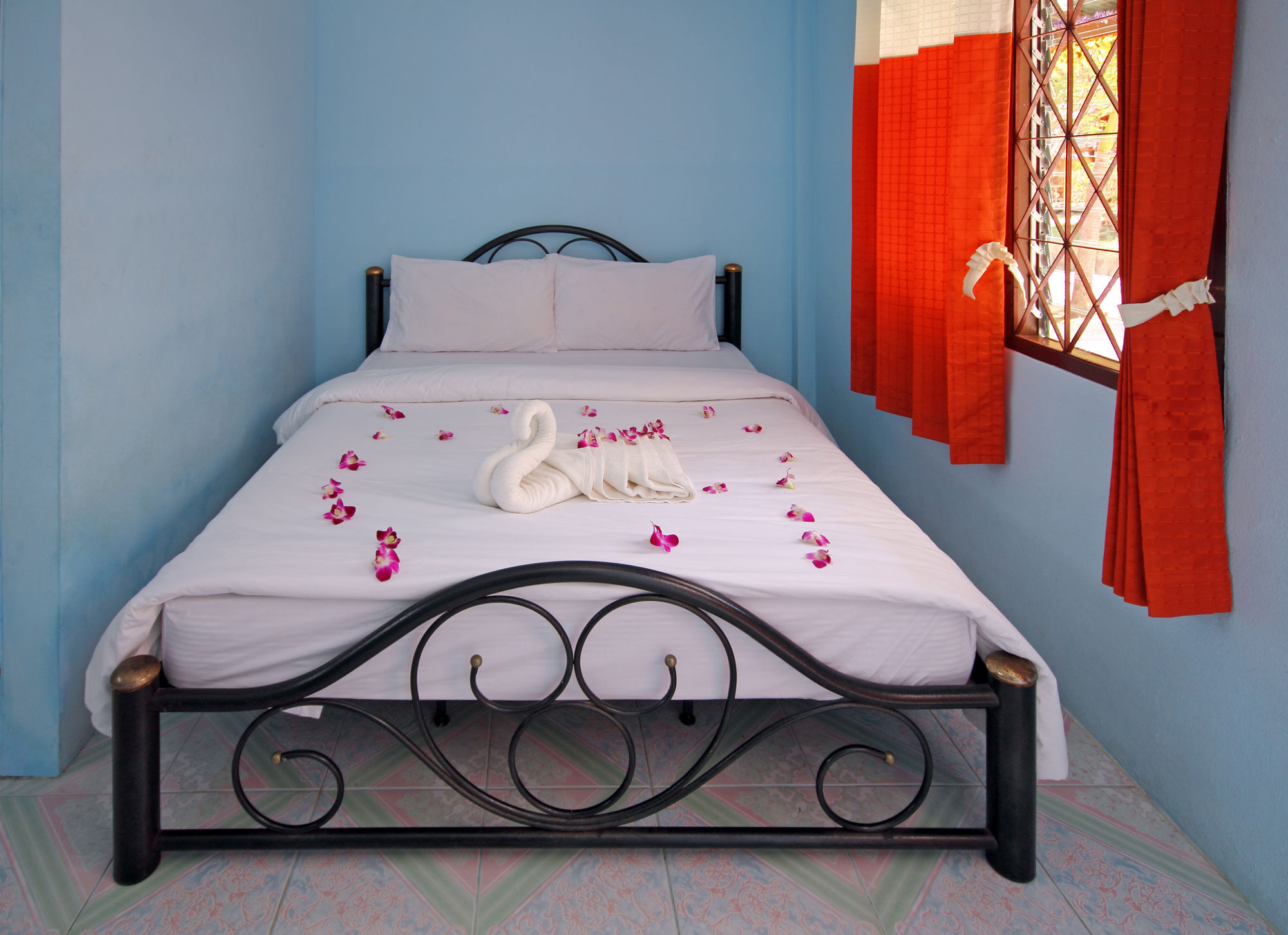 Gypsy Bungalow- Island *