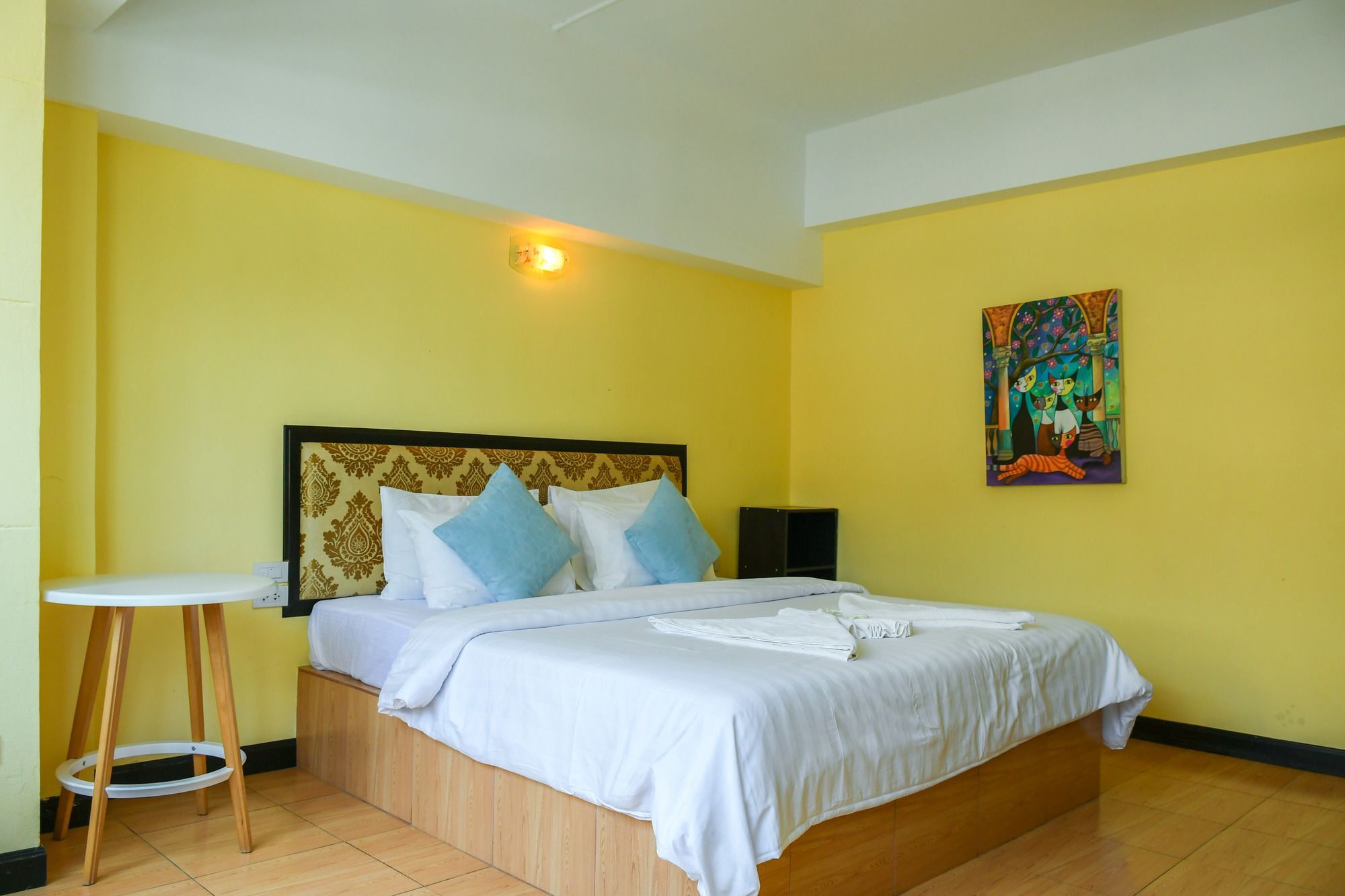 Heaven Hotel 3*