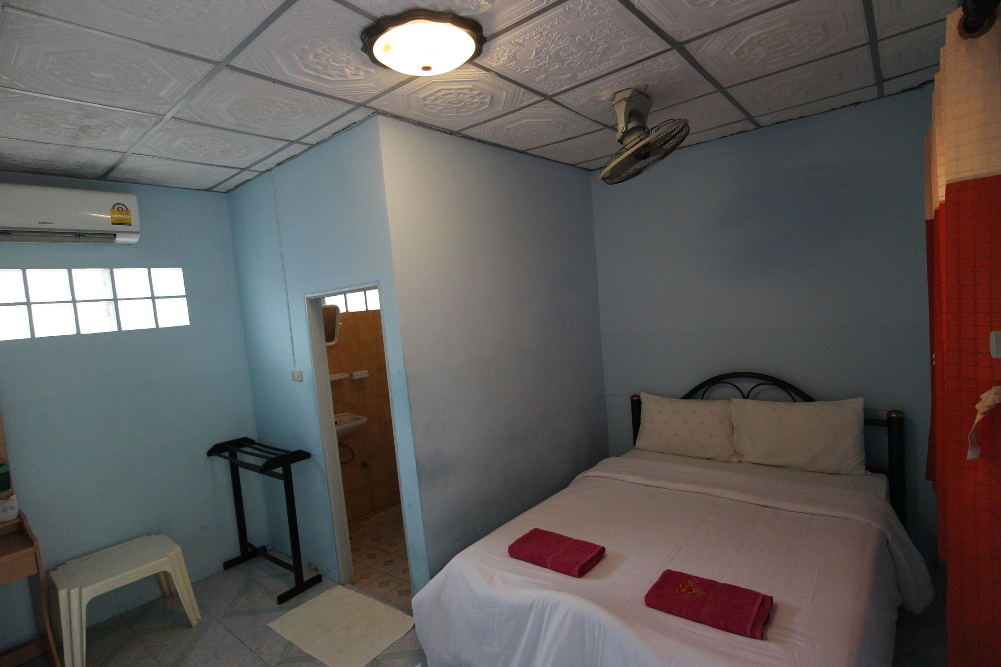 Inn Gypsy Bungalow- Island Phi Phi Don