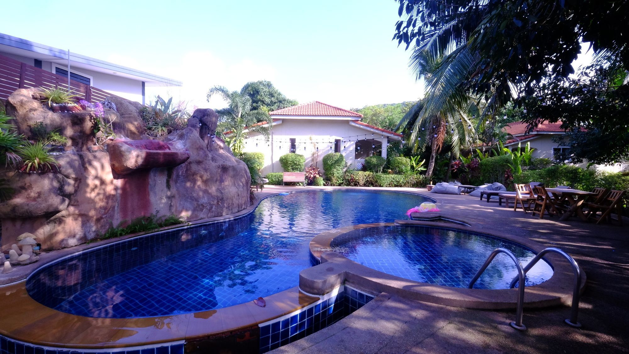 Resort Save House 3*