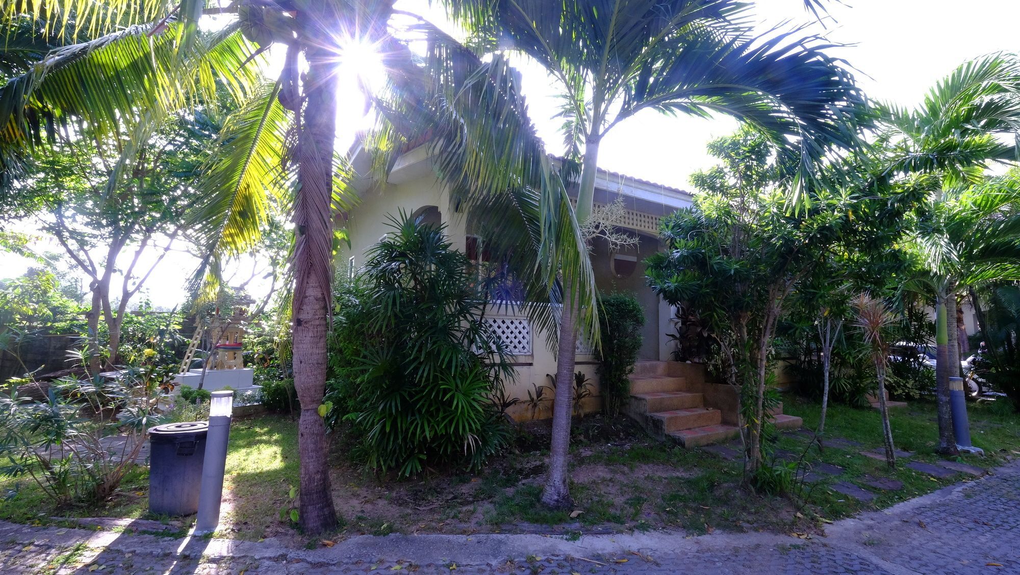 Resort Save House 3*