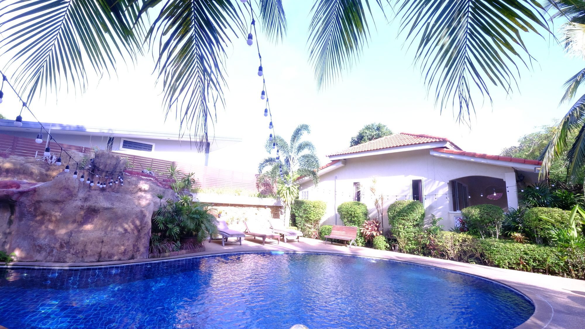 Save House Resort 3*
