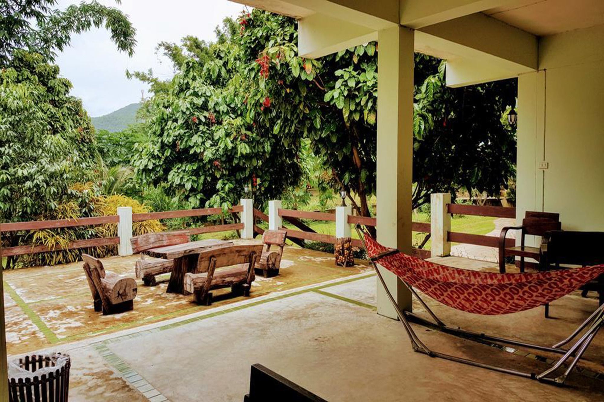 Hotel Backpackers Paradise (adults Only) *