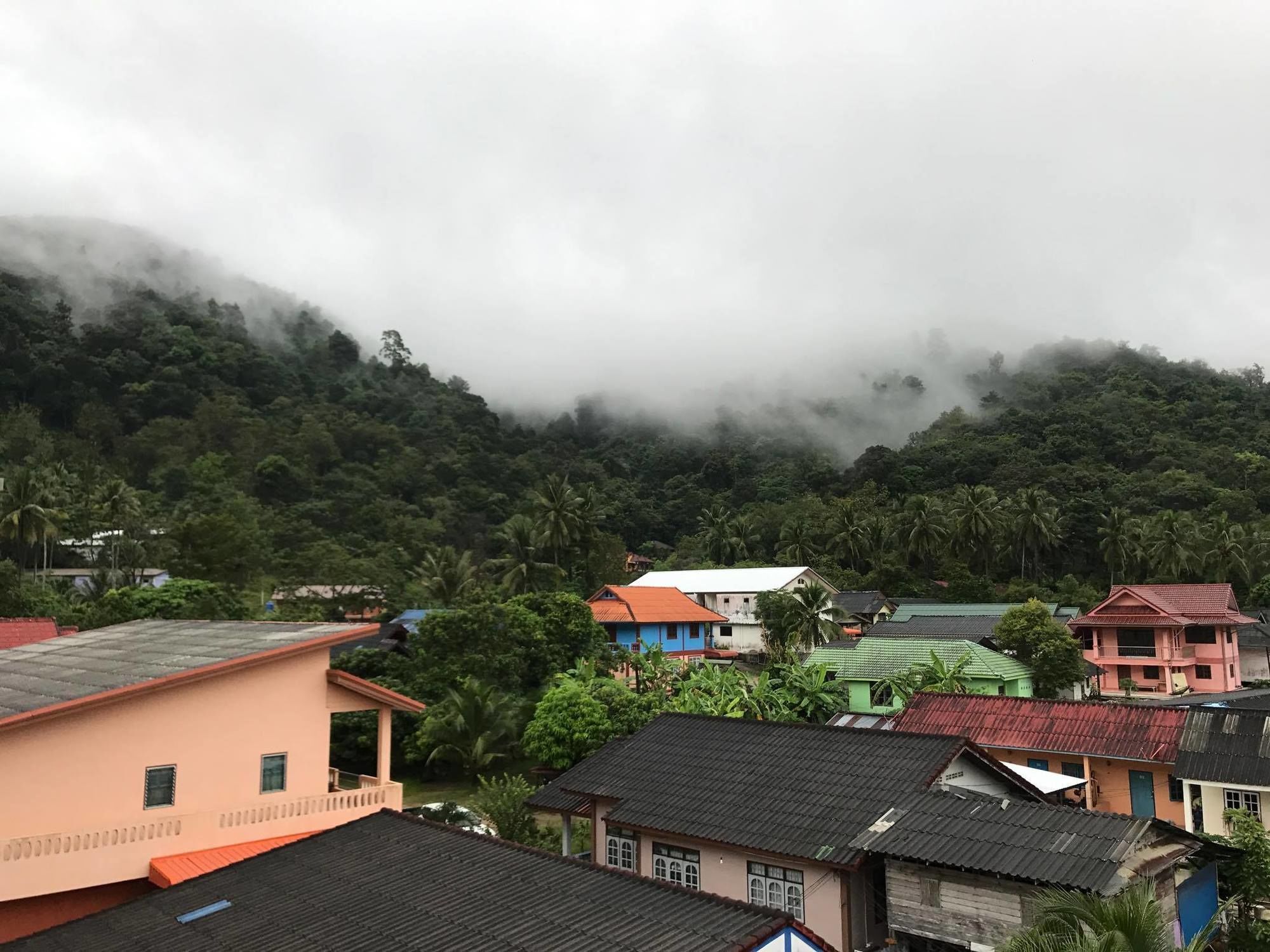 Aonang Sea Valley Hotel 3*