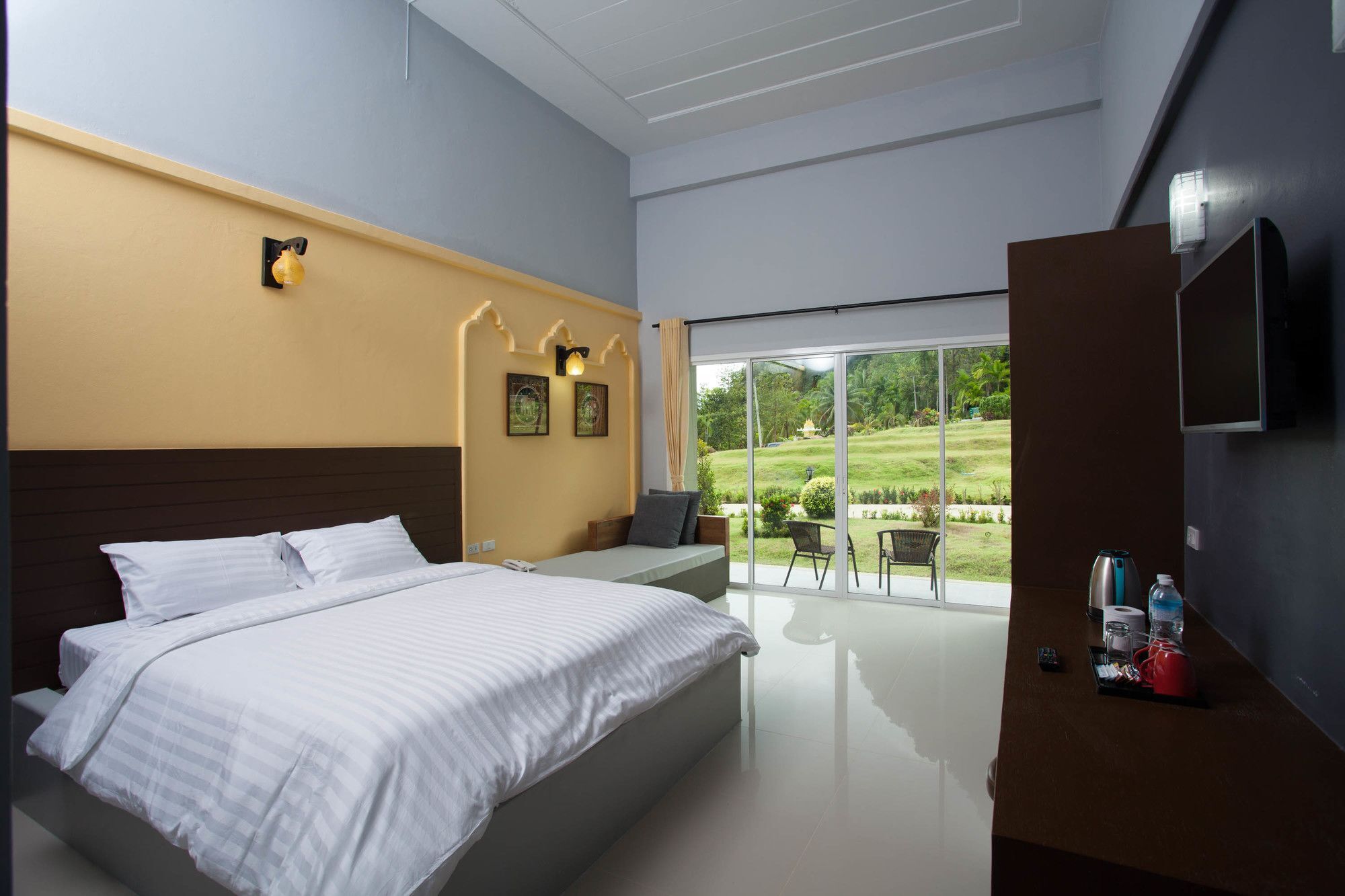 Hotel Arawan Krabi 4*