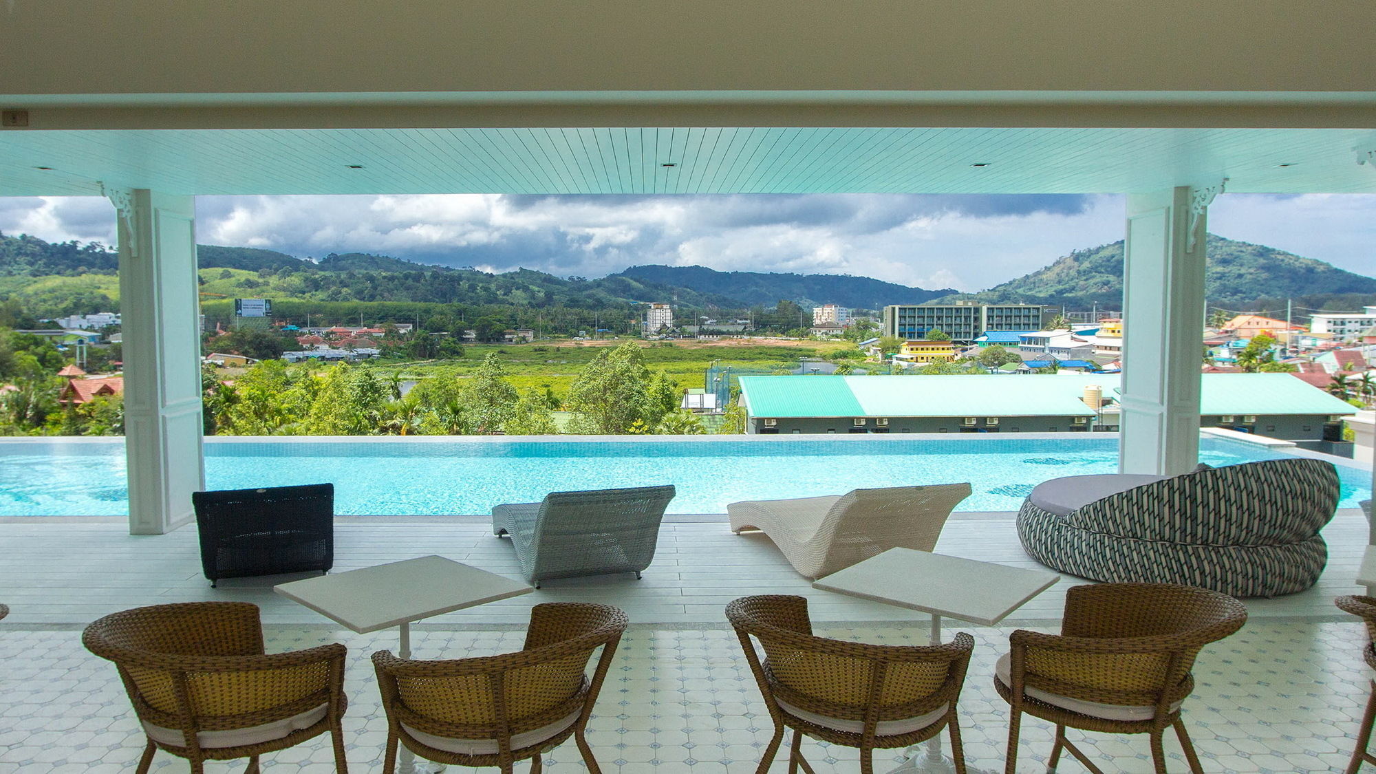 Panphuree - Sha Extra Hotel Nai Yang