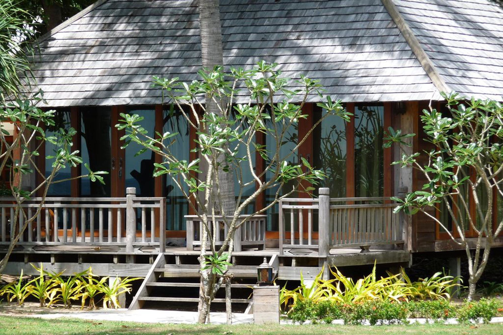 New Ozone & Resort Koh Lanta