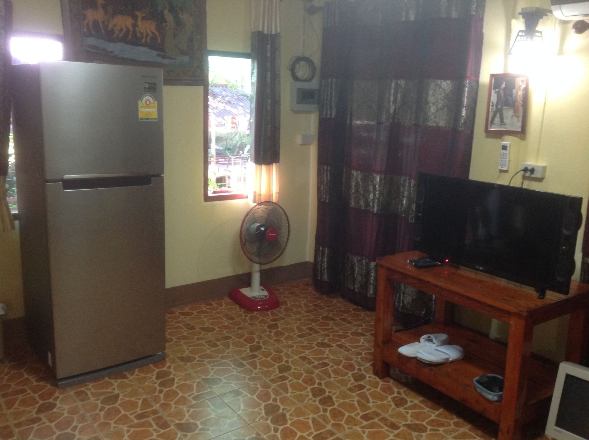 Time 2 Guest house