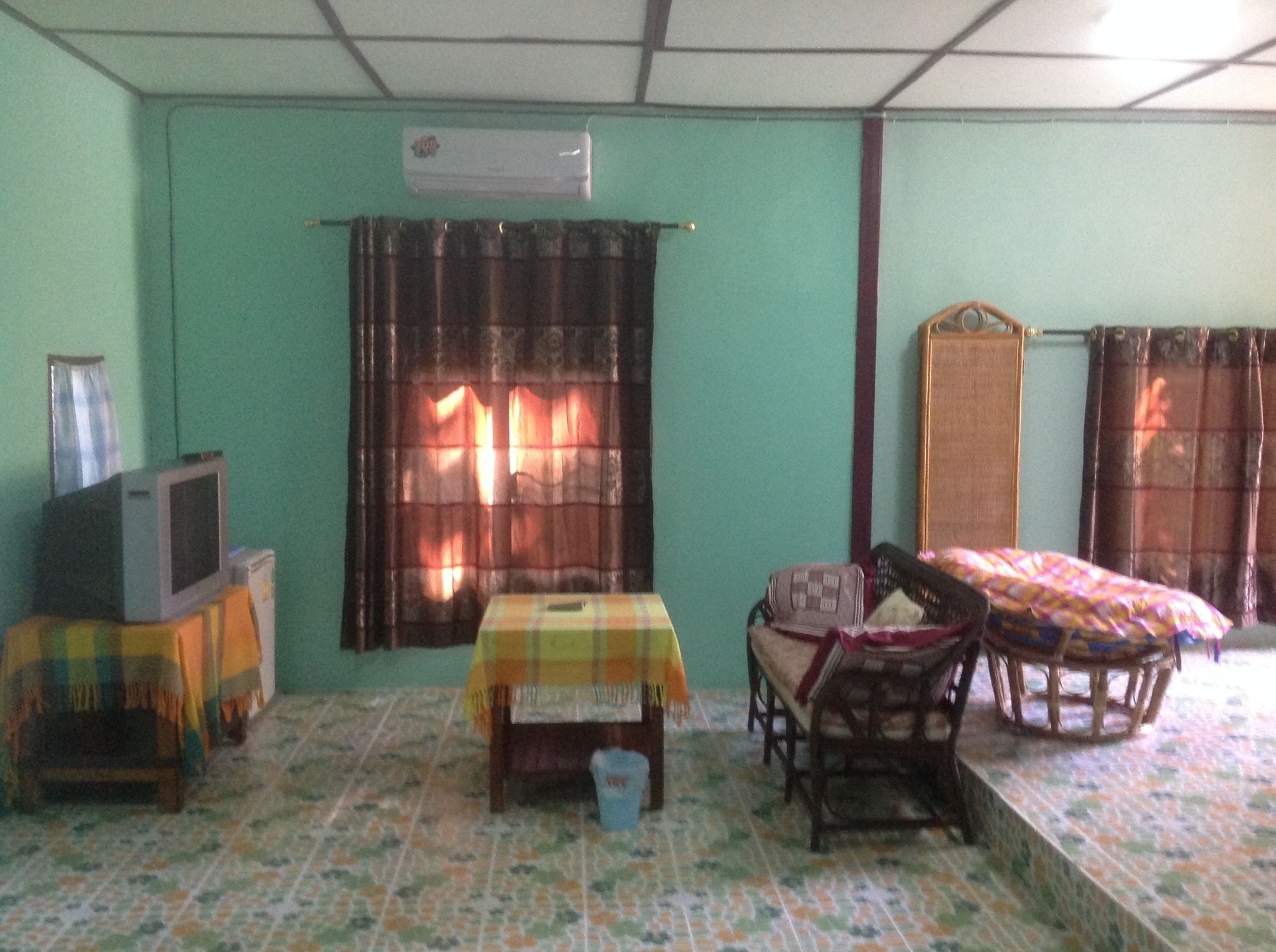 Time 2 Guest house 2*